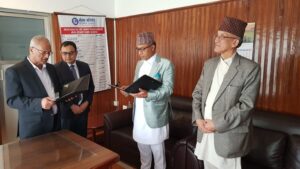 लुम्बिनी जनरल इन्स्योरेन्स कम्पनीमा नयाँ संचालक समिति चयन, अध्यक्ष द्वारा पद तथा गोपनियता ग्रहण
