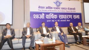 अर्थतन्त्रका सूचक सकारात्मक बाटोमा छन्, अब सुधार हुन्छ : अर्थमन्त्री शर्मा