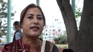 बैंकको व्याजदर विरुद्ध आज पनि काठमाडौंमा प्रर्दशन : बैंक नै बन्द गर्ने चेतावनी