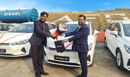 BYD COMPLETES THE HANDOVER OF 3 UNITS OF ALL-NEW e6 TO NEPAL OIL CORPORATION (NOC)