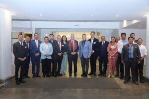 नेपालमा अमेरिकी लगानी बढाउन लगानीकर्तालाई उत्प्रेरित गर्नेछुस् अमेरिकी सिनेटर होलन