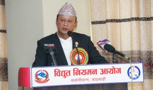 “अब बिचौलिया संस्कृति र छिद्र खोज्ने प्रवृत्तिमाथि निर्मम हुनुपर्छ” : ऊर्जा मन्त्री खड्का