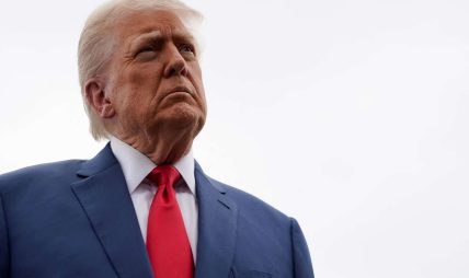 मलेसिया पुगे राष्ट्रपति ट्रम्प, क्याम्बोडिया–थाइल्यान्ड ‘महान शान्ति सम्झौता’का साक्षी बन्ने मलेसिया पुगे राष्ट्रपति ट्रम्प, क्याम्बोडिया–थाइल्यान्ड ‘महान शान्ति सम्झौता’का साक्षी बन्ने