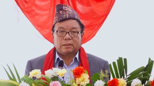 आर्थिक विपन्नताका कारण नेपालीले दुःख पाएका छन् : शिक्षामन्त्री पुन