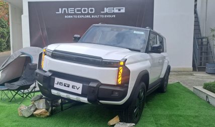 नेपालमा ‘जेइको जे६टी’ विद्युतीय गाडी सार्वजनिक, ६६.९९ लाखदेखि मूल्य, ४३१ किमि रेन्ज