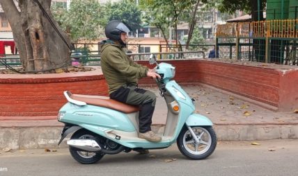 नेपालमा देखियो भारतमा सर्बाधिक बिक्री हुने सुजुकी एक्सेस स्कुटर नेपालमा देखियो भारतमा सर्बाधिक बिक्री हुने सुजुकी एक्सेस स्कुटर