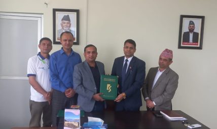 पोखरा महानगरपालिकाको निःशुल्क सटल बस सञ्चालन, लागत कामना सेवा विकास बैंक लिमिटेडले व्यहोर्ने