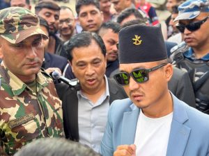 रोशी खोलाको निरीक्षणमा गृहमन्त्री गुरुङ