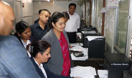 किताबखानाको पूर्ण डिजिटल प्रणाली सुरु, निजामती कर्मचारीको विवरण अब अनलाइनमै