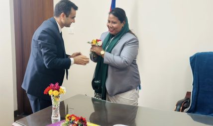 कृषि अनुसन्धानलाई उच्च प्राथमिकता, किसानको खेतमै ‘ल्याब’ बनाउने मन्त्री चौधरीको निर्देशन