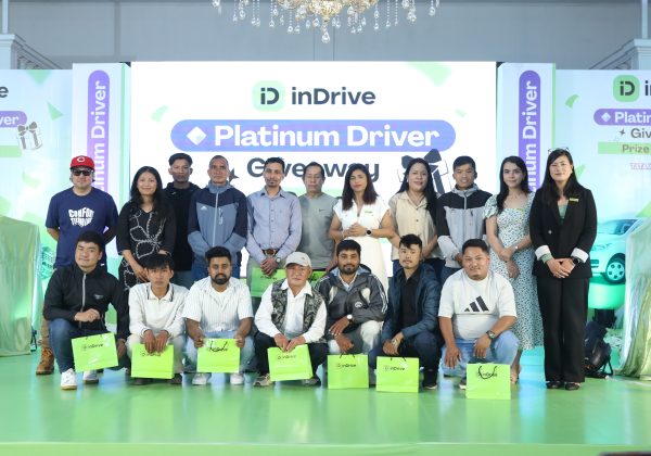 इनड्राइभद्वारा उत्कृष्ट चालक साझेदारलाई ईभी क्याब र ई–स्कुटर वितरण