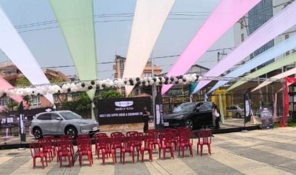 एलआरआर मोटर्सको ‘जिली ईएक्स५ सुपर सेल्स एण्ड एक्सचेन्ज कार्निभल’ भव्य रूपमा सम्पन्न