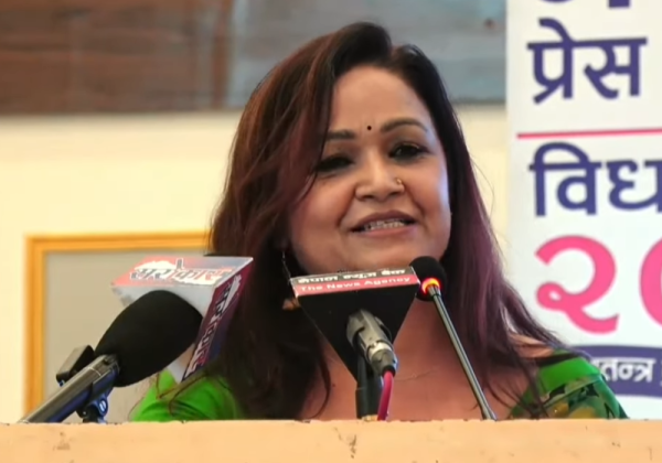 अहिलेको संविधानले सुनिश्चित गरेको प्रेस तथा अभिव्यक्ति स्वतन्त्रता कुण्ठित हुने खतरा बढेको छ : अध्यक्ष शर्मा