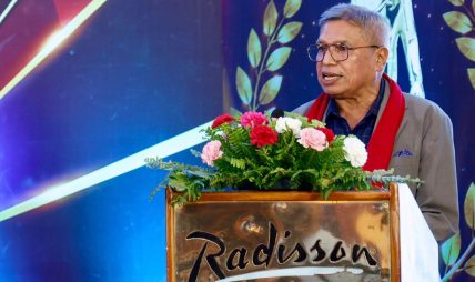 कठिन आर्थिक अवस्थामा पनि निजी क्षेत्रले अर्थतन्त्र चलायमान राखेको छ : चेम्बर अध्यक्ष अग्रवाल