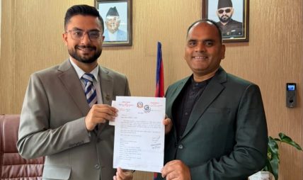 त्रिवि सेवा आयोगको अध्यक्षमा पूर्वसचिव किशोर थापा नियुक्त