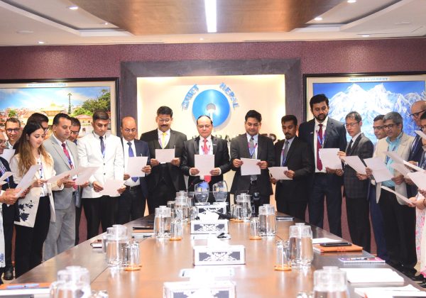 नेपाल एसबिआई बैंकले ३३औँ वार्षिकोत्सवमा शपथ ग्रहण र रक्तदान कार्यक्रम सम्पन्न