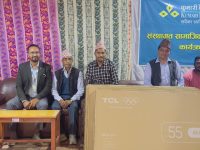 कुमारी बैंकद्वारा गौमुलका ६ सामुदायिक विद्यालयलाई स्मार्ट टेलिभिजन हस्तान्तरण