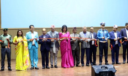 नाइमा मोबिलिटी एक्स्पोको पहिलो दिनमै २९ हजारभन्दा बढी दर्शक, ४८ नयाँ मोडल सार्वजनिक नाइमा मोबिलिटी एक्स्पोको पहिलो दिनमै २९ हजारभन्दा बढी दर्शक, ४८ नयाँ मोडल सार्वजनिक