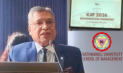 अर्थतन्त्रको आवश्यकताअनुसार शिक्षा प्रणाली परिवर्तन गर्नुपर्छ : चेम्बर अध्यक्ष अग्रवाल अर्थतन्त्रको आवश्यकताअनुसार शिक्षा प्रणाली परिवर्तन गर्नुपर्छ : चेम्बर अध्यक्ष अग्रवाल